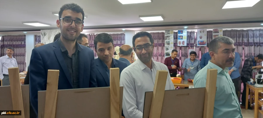 برگزاری نمایشگاه و کارگاه روز جهانی تنوع زیستی در پردیس شهید باهنر اصفهان 114