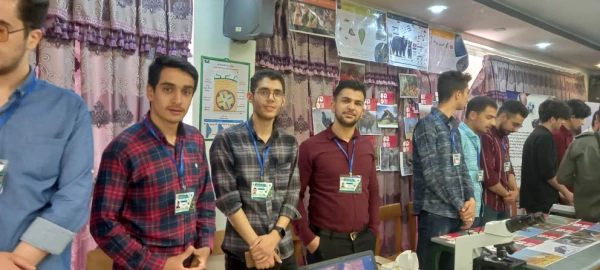 برگزاری نمایشگاه و کارگاه روز جهانی تنوع زیستی در پردیس شهید باهنر اصفهان 102