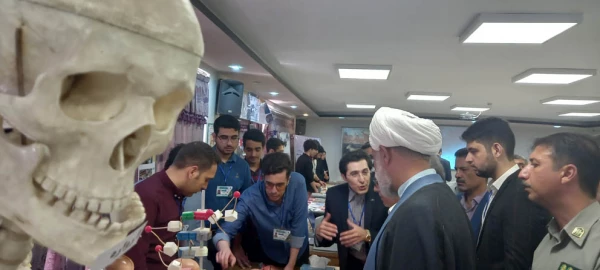 برگزاری نمایشگاه و کارگاه روز جهانی تنوع زیستی در پردیس شهید باهنر اصفهان 101