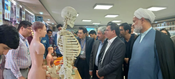 برگزاری نمایشگاه و کارگاه روز جهانی تنوع زیستی در پردیس شهید باهنر اصفهان 114