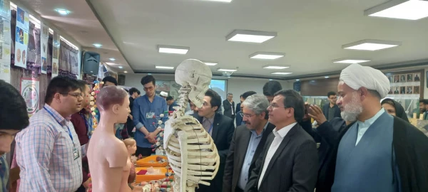 برگزاری نمایشگاه و کارگاه روز جهانی تنوع زیستی در پردیس شهید باهنر اصفهان 117