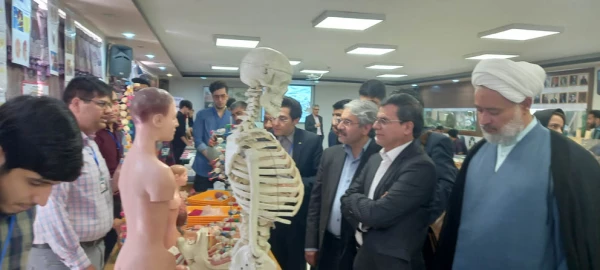 برگزاری نمایشگاه و کارگاه روز جهانی تنوع زیستی در پردیس شهید باهنر اصفهان 161