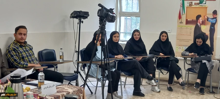 گزارش دو روز برگزاری  مرحله منطقه ای جشنواره تدریس برتر در پردیس شهید باهنر اصفهان 15