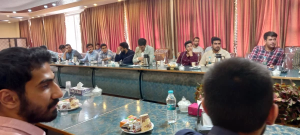 برگزاری جلسه پرسش و پاسخ نماینده مردم اصفهان در مجلس با اعضای بسیج دانشجویی دانشگاه فرهنگیان اصفهان 4