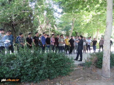 بازدید علمی دانشجویان پردیس شهید باهنر به همراه استاد فرح نسب و آشنایی با طبیعت شهری