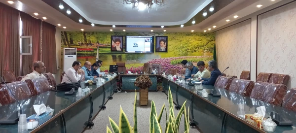 برگزاری  جلسه شورای آموزش پردیس شهید باهنر اصفهان 5