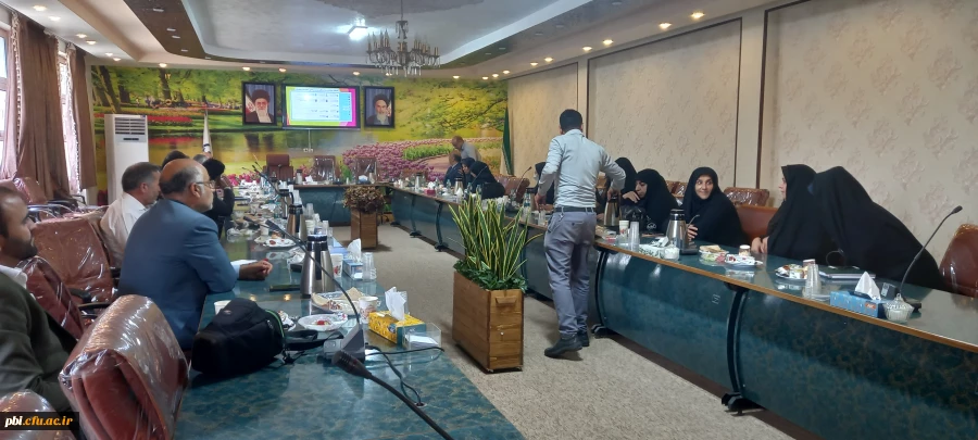 برگزاری جلسه بررسی سیستم تردد و حضور و غیاب دانشجویان  4