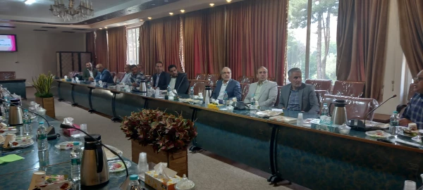 برگزاری جلسه بررسی سیستم تردد و حضور و غیاب دانشجویان  8