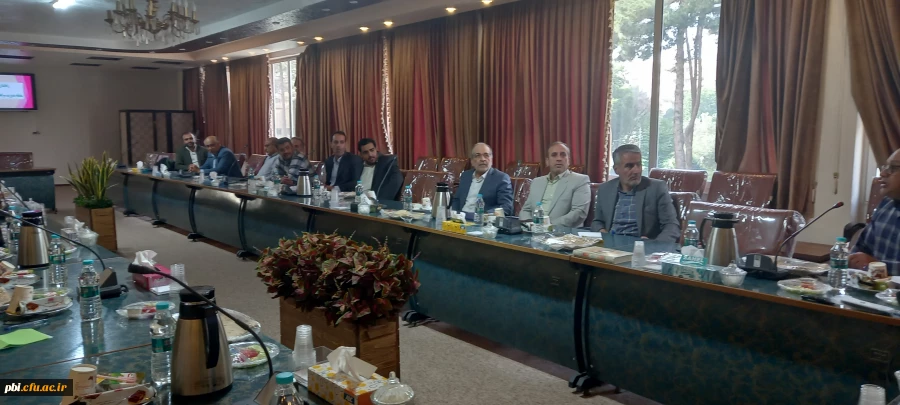 برگزاری جلسه بررسی سیستم تردد و حضور و غیاب دانشجویان  8