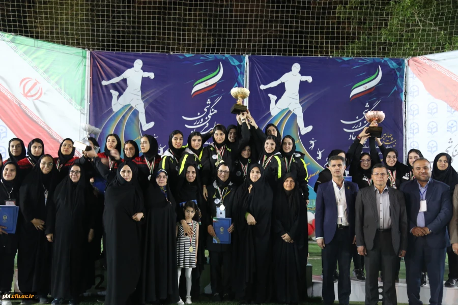 نشاط و شادابی در اختتامیه رشته های دو و میدانی و شنا بیست و چهارمین دوره المپیاد فرهنگی ورزشی دانشجو معلمان خواهر 7