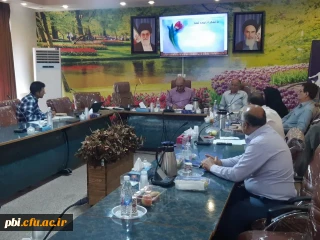 جلسه دفاع دانشجویی کارشناسی ارشد