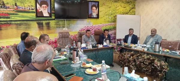 جلسه تجلیل از عوامل اصلی المپیاد در سالن کنفرانس شهید باهنر 4