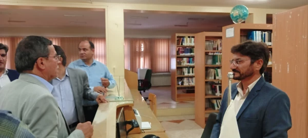 ابلاغ مسئولیت کتابخانه پردیس شهید باهنر به جناب دکتر باغی 4