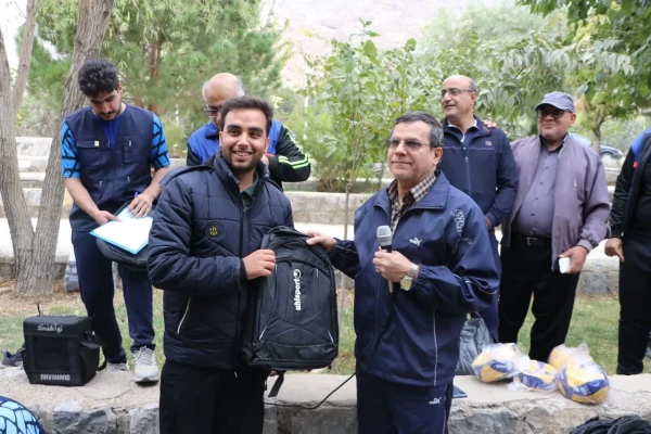 برگزاری همایش کوهگشت به مناسبت هفته تربیت برنی 7