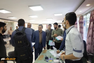 بازدید ریاست محترم دانشگاه فرهنگیان استان اصفهان از روند ثبت نام دانشجو های جدید الورود پریس شهید باهنر اصفهان 
