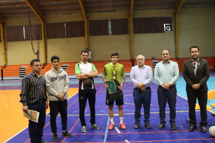 برگزاری برنامه های متنوع ورزشی به مناسبت هفته تربیت بدنی در پردیس شهید باهنر اصفهان 3