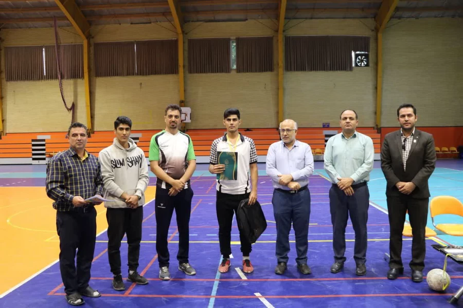 برگزاری برنامه های متنوع ورزشی به مناسبت هفته تربیت بدنی در پردیس شهید باهنر اصفهان 7