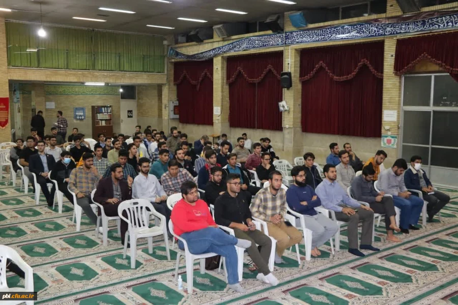  جلسه پرسش و پاسخ با حضور رئیس و مسئولین دانشگاه فرهنگیان استان اصفهان به همت بسیج دانشجویی دانشگاه فرهنگیان شهید باهنر اصفهان 9