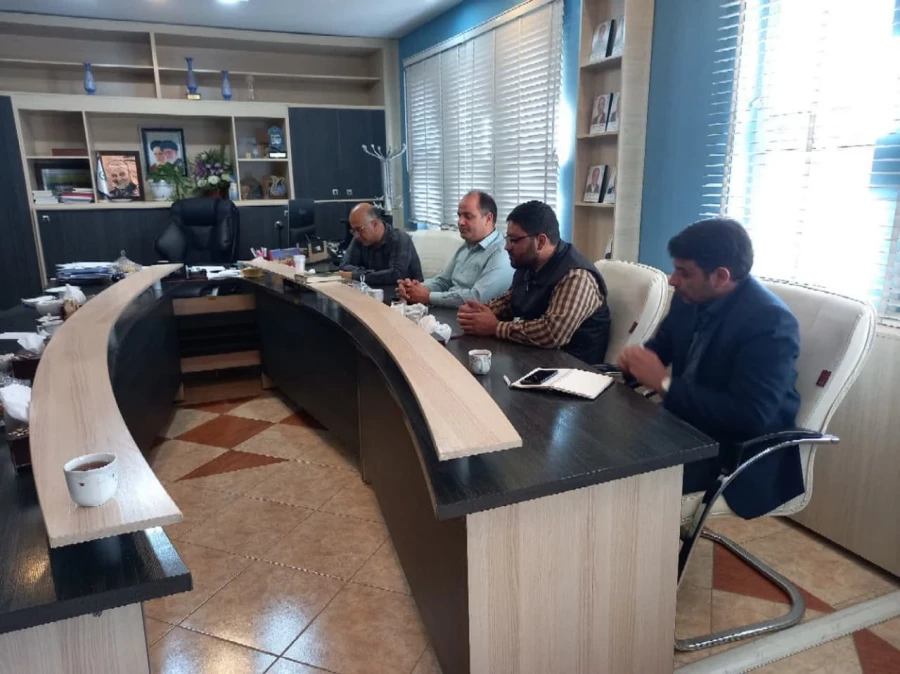 جلسه هماهنگی ریاست دانشگاه فرهنگیان به همراه معاونین با مسئول پایگاه بسیج مسجد امام حسن مجتبی (علیه السلام) 4