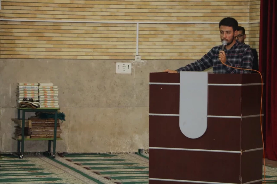  جلسه پرسش و پاسخ با حضور رئیس و مسئولین دانشگاه فرهنگیان استان اصفهان به همت بسیج دانشجویی دانشگاه فرهنگیان شهید باهنر اصفهان 3