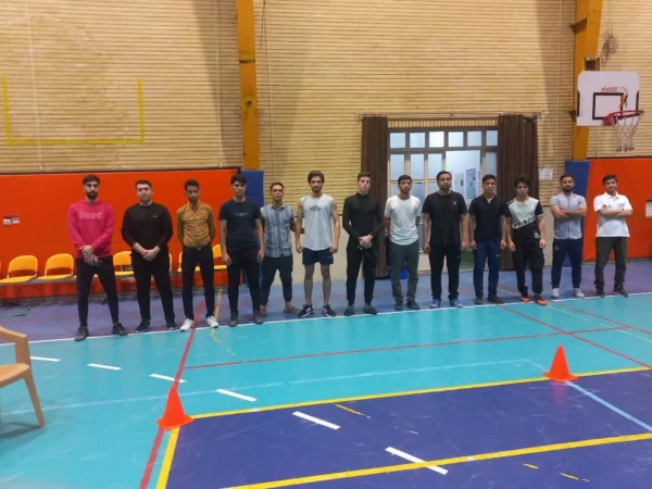 برگزاری مسابقات طناب زنی در پردیس شهید باهنر اصفهان 6