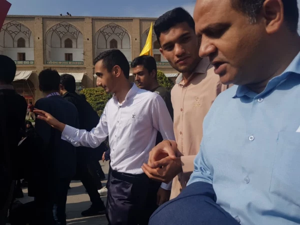 شرکت دانشجو معلمان پردیس شهید باهنر در راه پیمایی 13 آبان 8