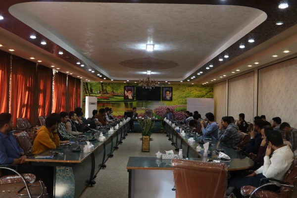 نشست بررسی ضرورت مبارزه با استکبار 8