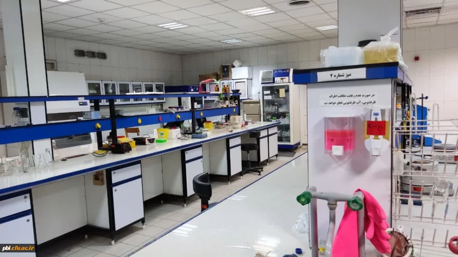 بازدید علمی از مجتمع آزمایشگاه های تخصصی آموزشی و پژوهشی دانشکده علوم و فناوری های زیستی دانشگاه اصفهان 3