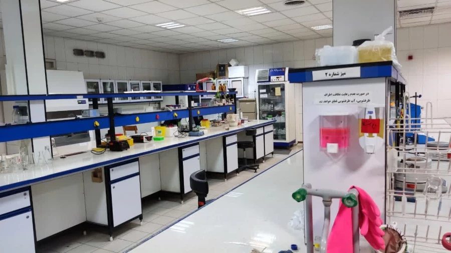 بازدید علمی از مجتمع آزمایشگاه های تخصصی آموزشی و پژوهشی دانشکده علوم و فناوری های زیستی دانشگاه اصفهان 3