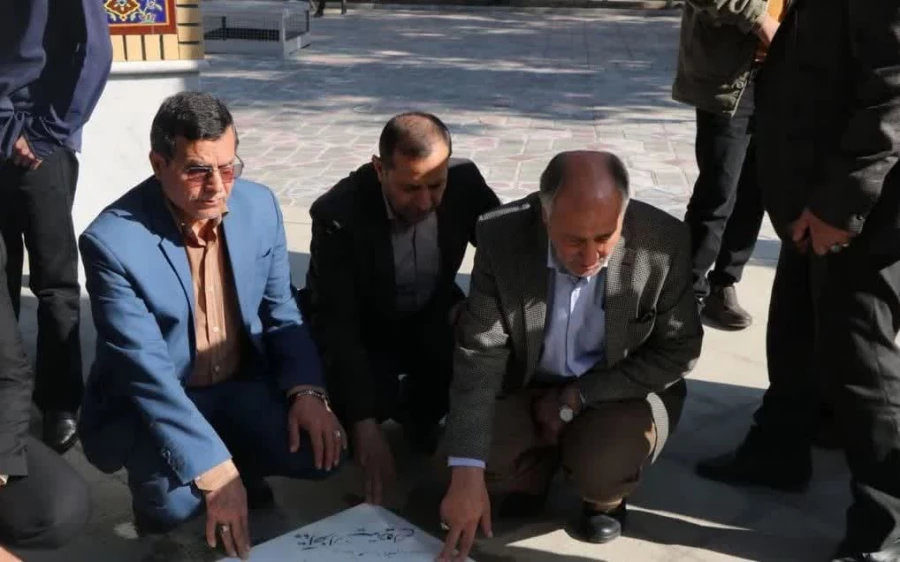 غبار روبی مقبره شهدای گمنام پردیس شهید باهنر اصفهان 5