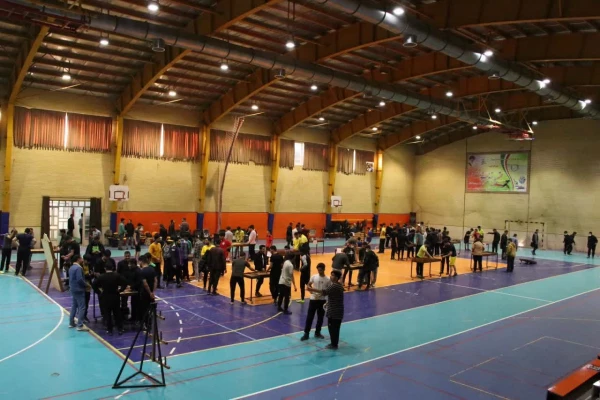 برگزاری مسابقات هیجانی ورزشی در پردیس شهید باهنر 7