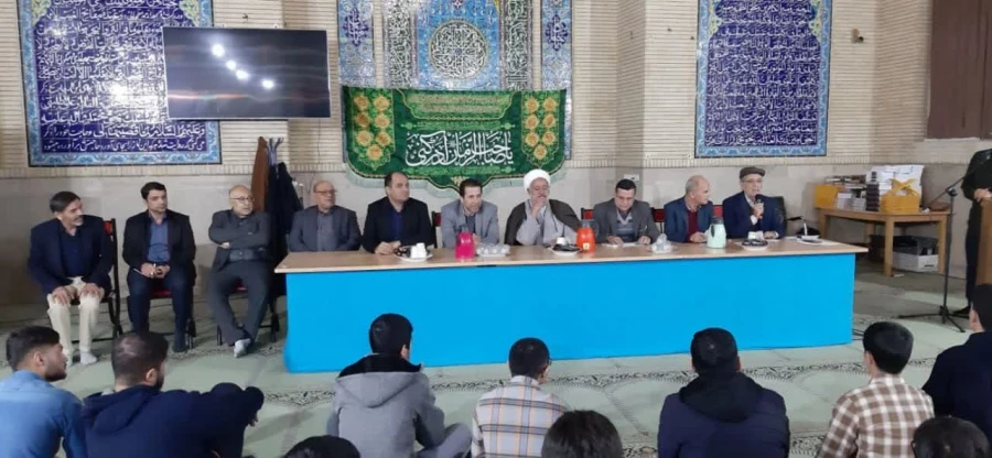 جلسه پرسش و پاسخ دانشجو معلمان مرکز سلامتیان با مسئولین دانشگاه فرهنگیان استان اصفهان  3