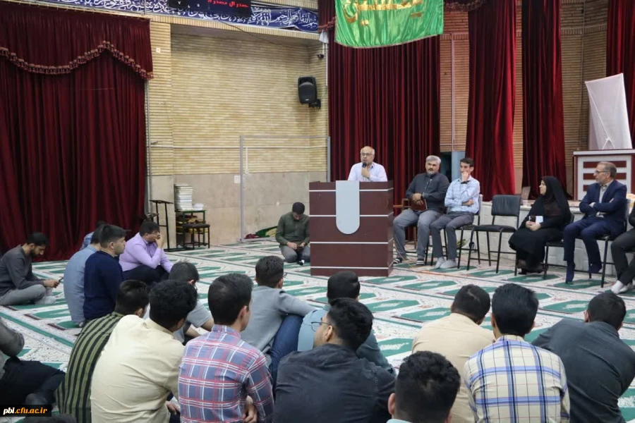 برگزاری سومین جلسه پرسش و پاسخ مسئولین دانشگاه فرهنگیان و پردیس شهید باهنر با دانشجویان 2