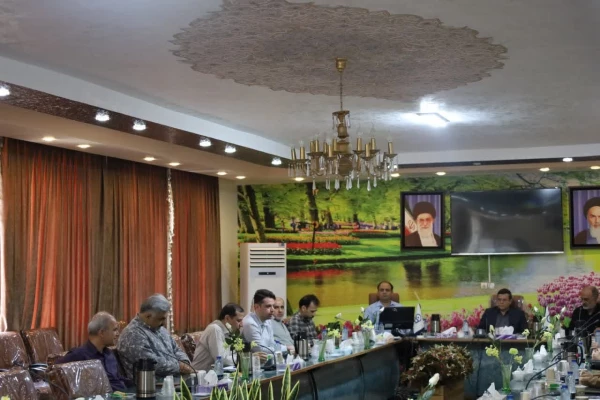 نشست رییس دانشگاه فرهنگیان استان با دکترمعلمان جدید الاستخدام در پردیس شهید باهنر 3