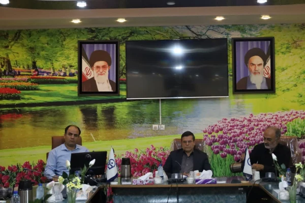 نشست رییس دانشگاه فرهنگیان استان با دکترمعلمان جدید الاستخدام در پردیس شهید باهنر 4