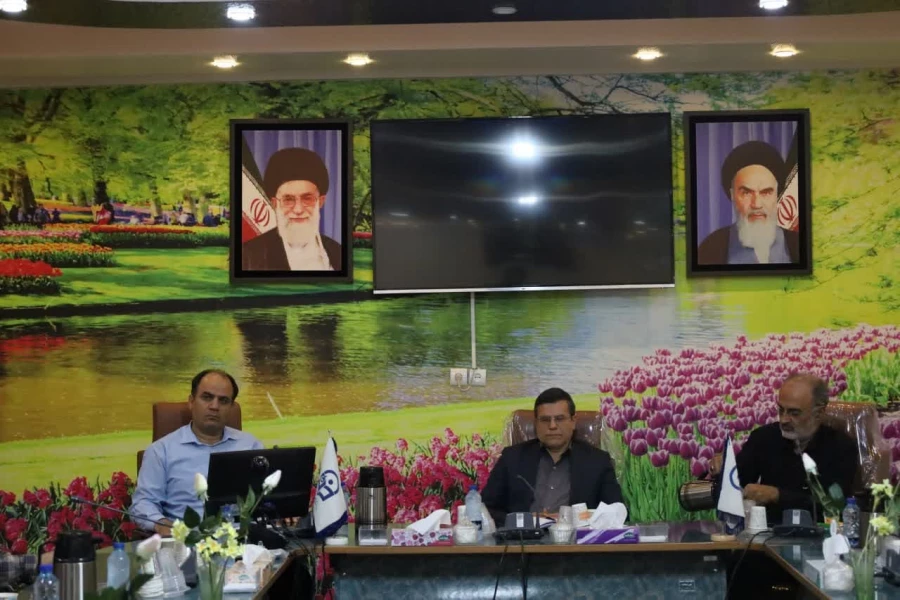 نشست رییس دانشگاه فرهنگیان استان با دکترمعلمان جدید الاستخدام در پردیس شهید باهنر 4