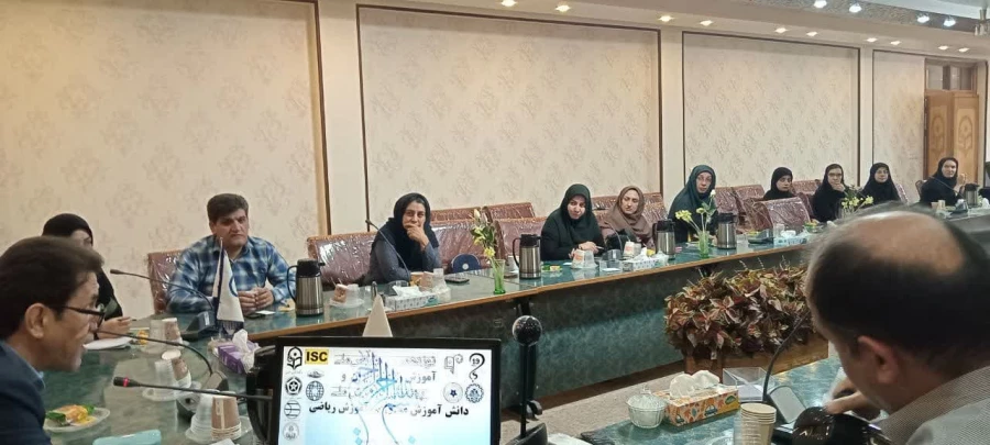 جلسه هماهنگی تشکیل نوزدهمین کنفرانس ملی آموزش ریاضی و پنجمین همایش ملی آموزش محتوا
 3