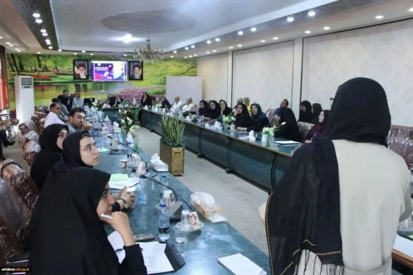 برگزاری کارگاه های آموزشی و همچنین میزگرد های ریاضی با حضور اساتید مطرح و برجسته ریاضی کشور در پردیس شهید باهنر اصفهان 2