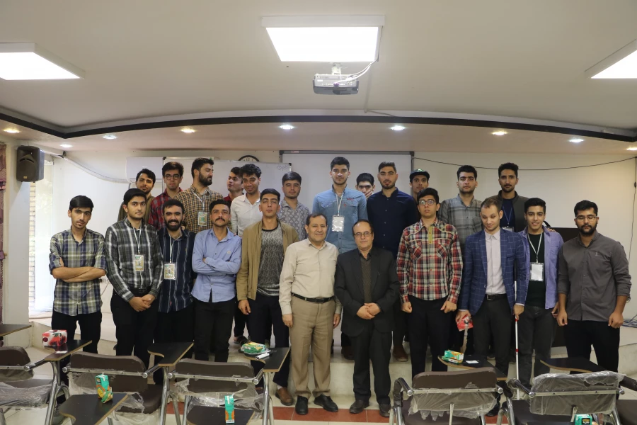 همایش روز جهانی نابینایان و آشنایی با حقوق معلولین در مدارس 3