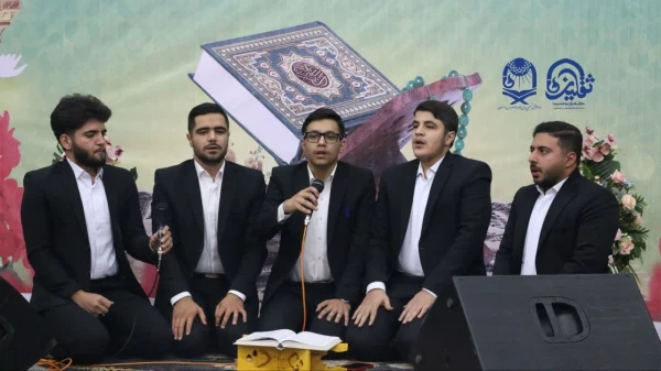 برگزاری محفل بزرگ آیه های نور به مناسبت هفته قرآن و عترت در دانشگاه ها 5