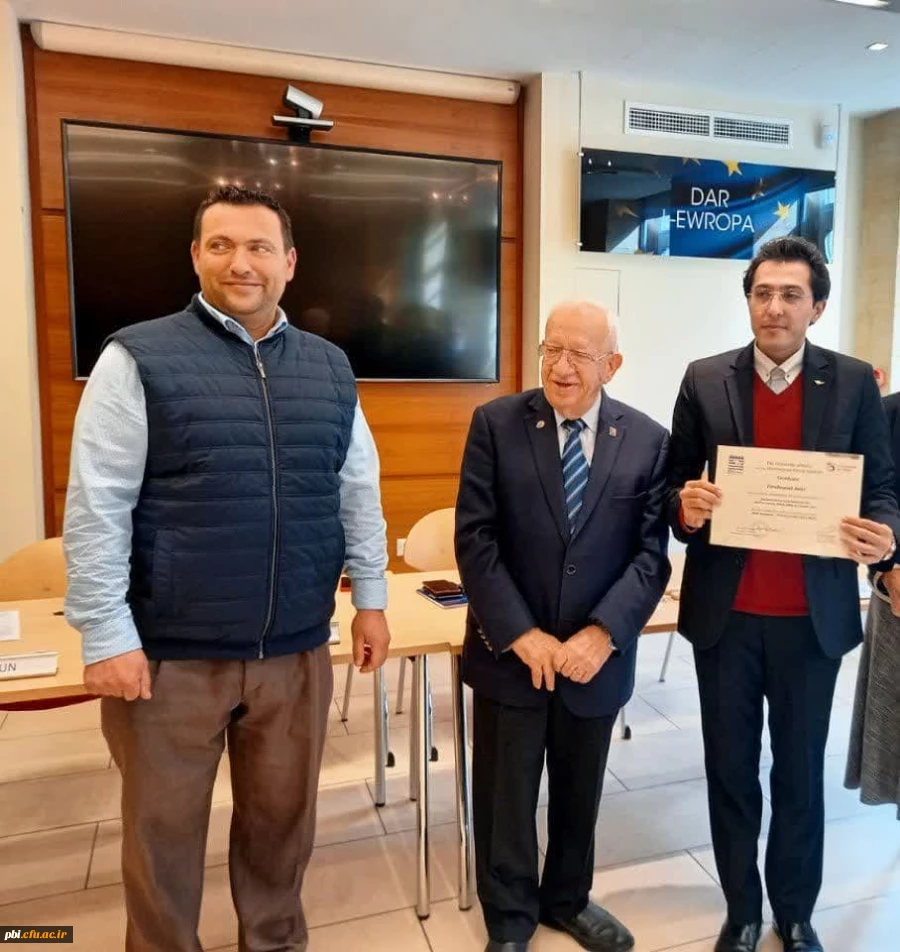 دریافت نشان بین المللی از سوی اتحادیه بین المللی اقیانوس و توسط دکتر فرح نسب و انتساب ایشان به عنوان سفیر اقیانوس و دریاهای منطقه ای 2