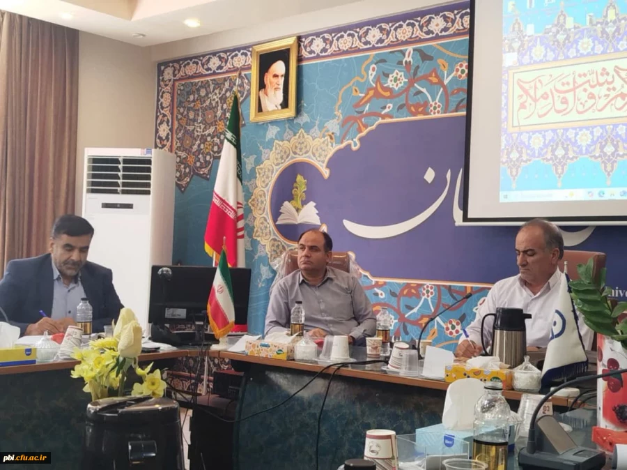 جلسه سرپرست دانشگاه فرهنگیان استان اصفهان با همکاران حوزه معاونت دانشجویی  5