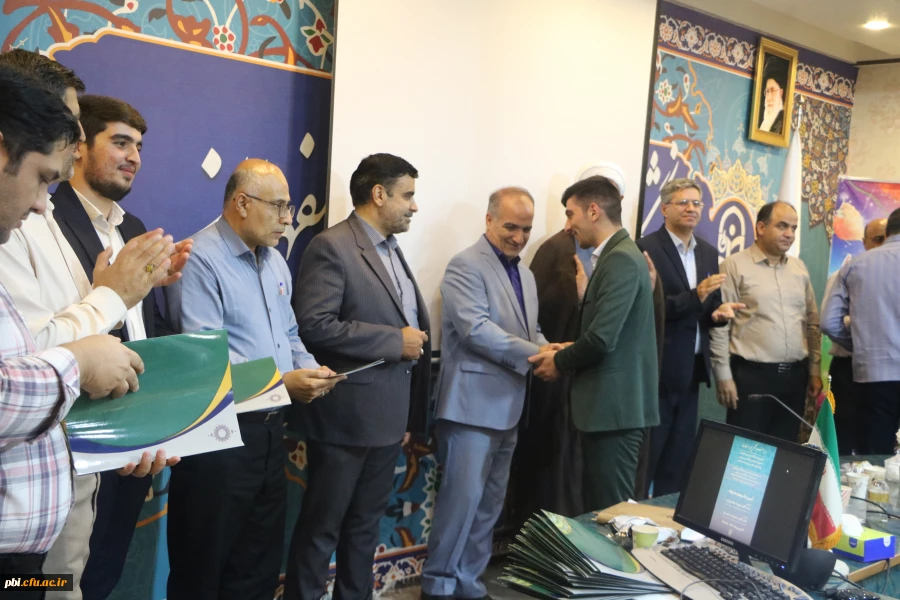 مراسم تکریم و معارفه دبیران شورای صنفی، انجمن ورزشی و کانون همیاران سلامت 4