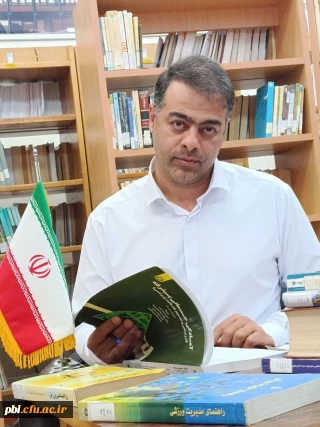 درخشش علمی استاد دانشگاه فرهنگیان استان اصفهان

دکتر حامد علیزاده پهلوانی ، استاد دانشگاه فرهنگیان اصفهان  در جمع دو درصد دانشمند برتر جهان قرار گرفت