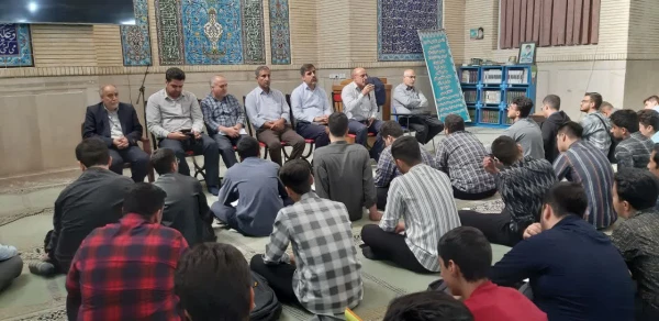 برگزاری جلسه هماهنگی دانشجویان ۱۴۰۴ در مرکز سلامتیان 3