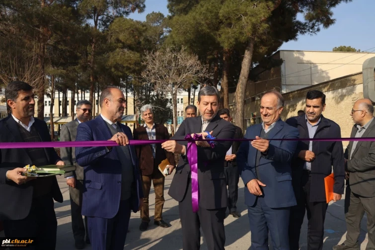 در پردیس شهید باهنر اصفهان برگزار گردید:

بهره برداری از ۲۲ پروژه آموزشی، فرهنگی و عمرانی دانشگاه فرهنگیان با حضور استاندار اصفهان در نشست هیأت امنای دانشگاه فرهنگیان اصفهان