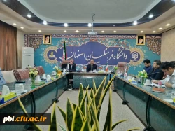 برگزاری نشست با عنوان تاب آوری در شرایط جنگ و پسا جنگ با حضور دکتر رحیمی مشاور دانشگاه 2