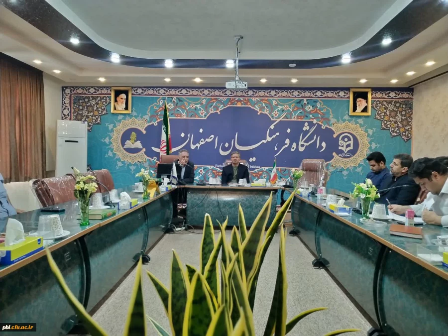 برگزاری نشست با عنوان تاب آوری در شرایط جنگ و پسا جنگ با حضور دکتر رحیمی مشاور دانشگاه 2